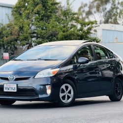 2014 Toyota Prius Three