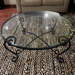 Black Iron Round Table
