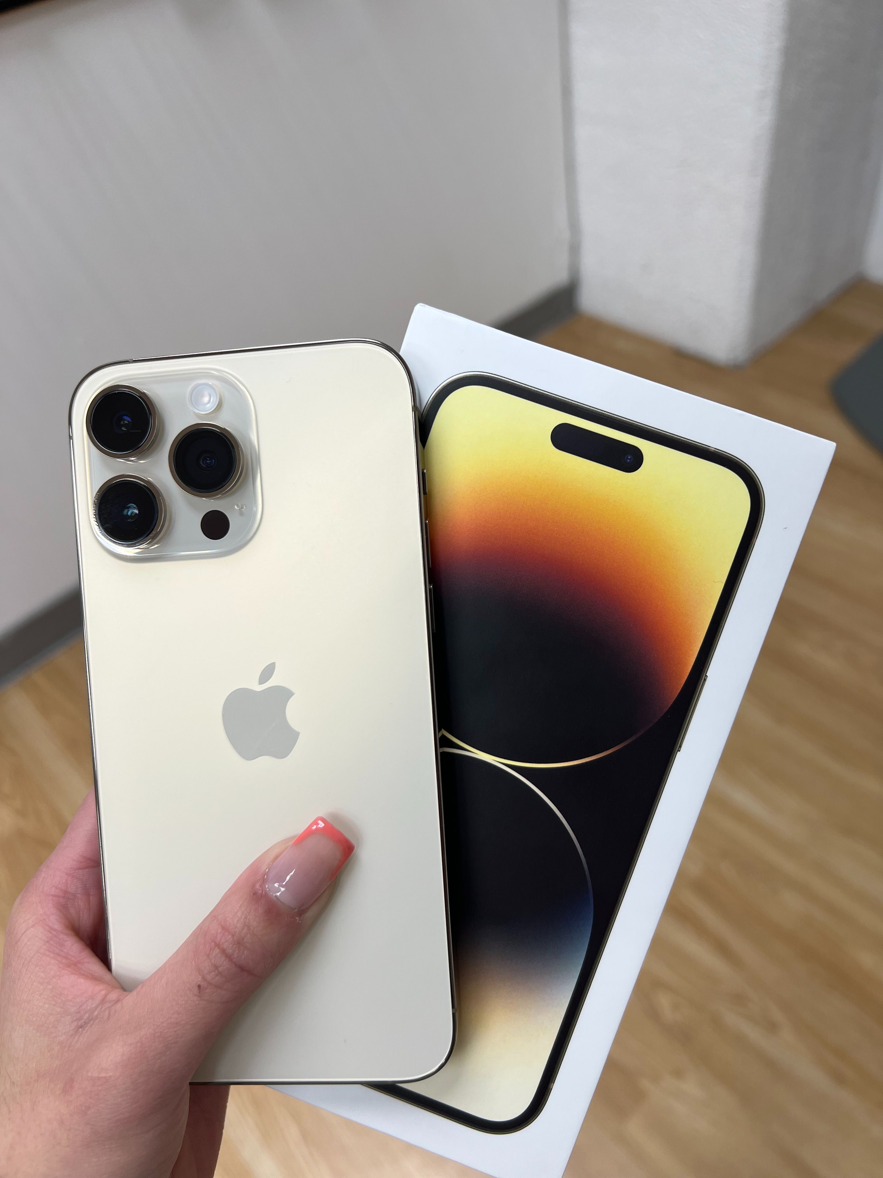 Apple Iphone 16 pro