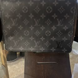 Louis Vuitton District PM Bag