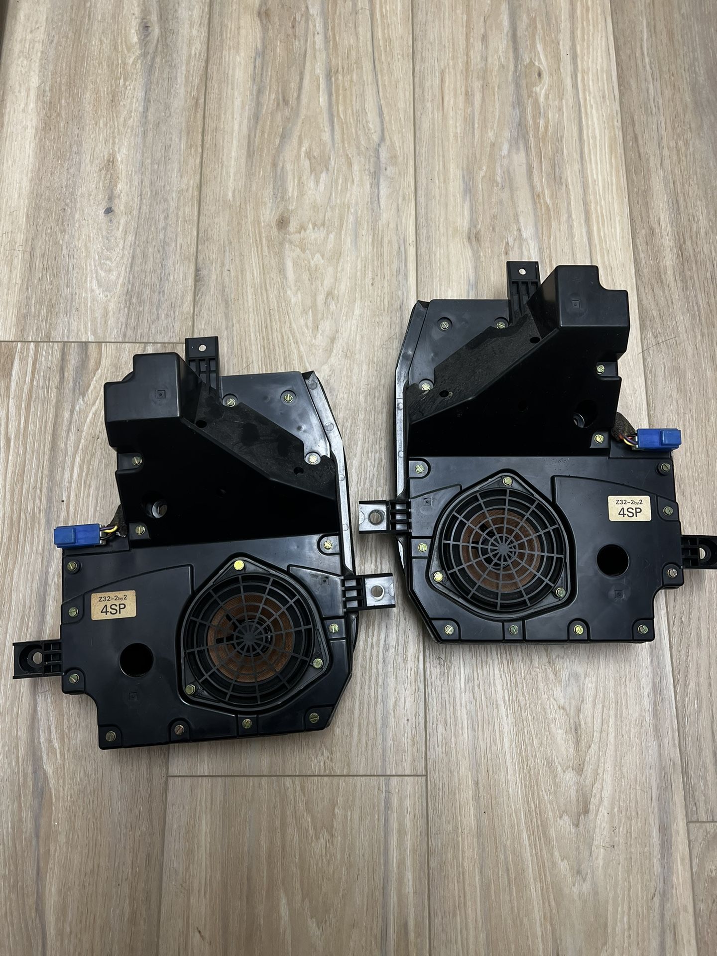 Nissan 300zx Z32 2+2 Front Door Speakers & Housings PAIR Left & Right