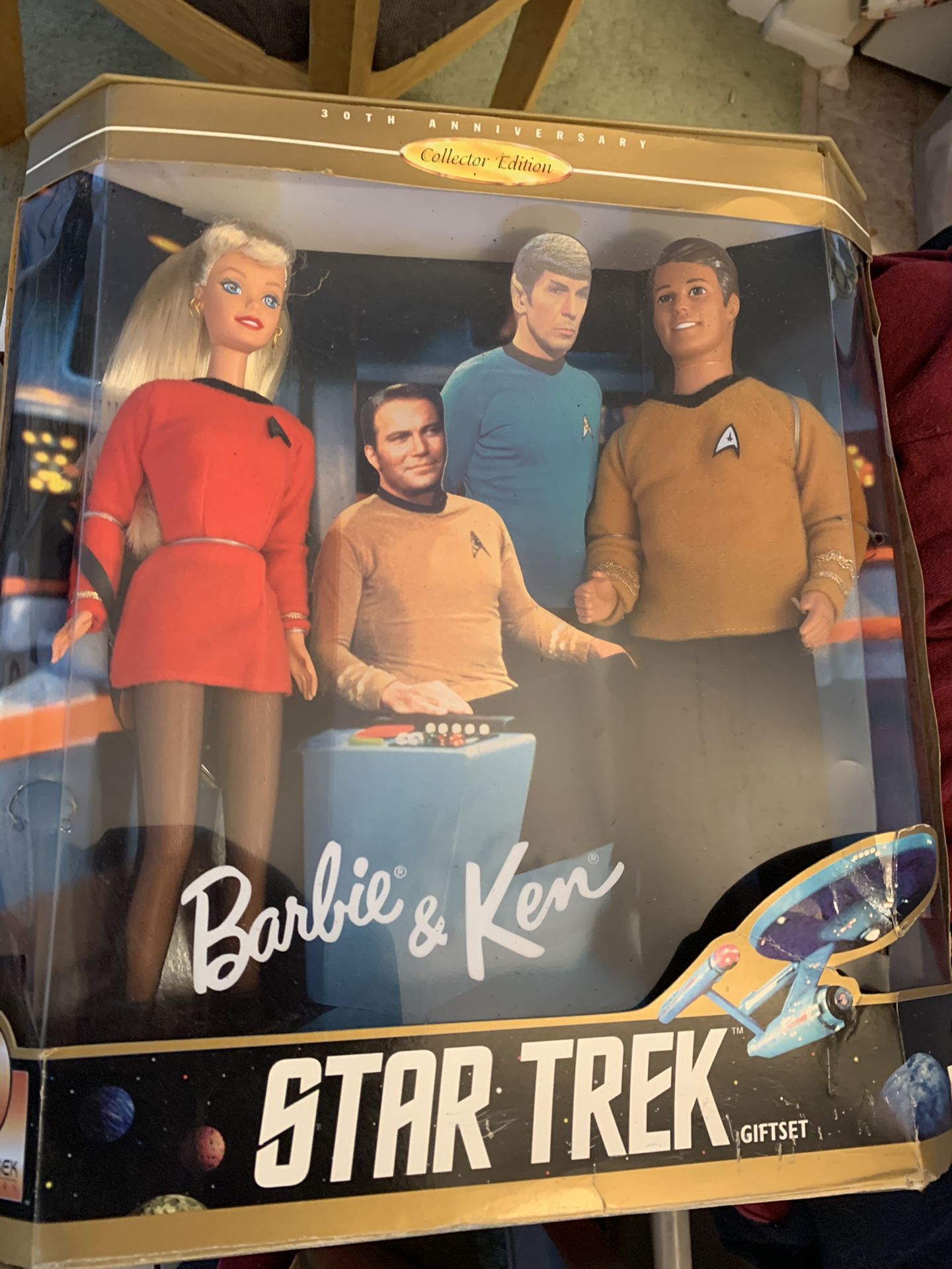 Classic Mint Star Trek Barbie Set