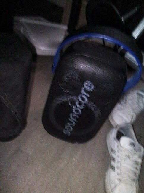 Rave Neo Black Soundcore Speaker