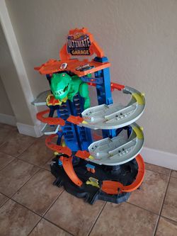 Hot Wheels Ultimate Garage 
