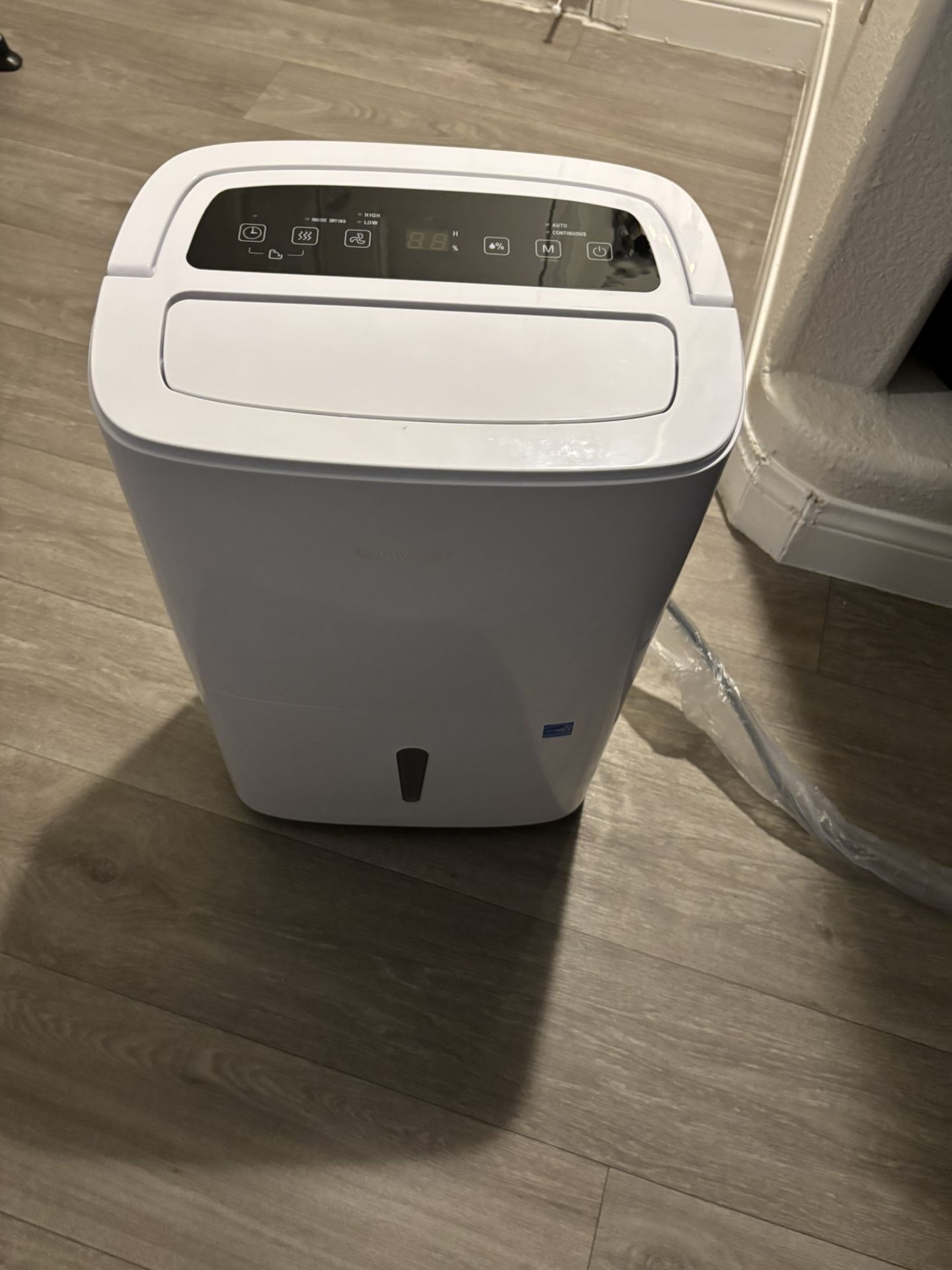 Energy Star Dehumidifiers with Drain Hose, Handle, Auto Defrost and Self Drying Features 