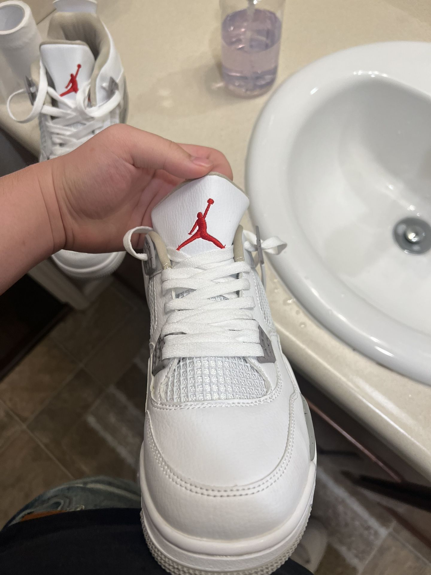 Jordan 4 White Oreo