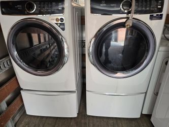 Electrolux washer and dryer set electric