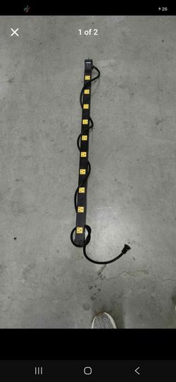 10 Outlet Power Strip Untested