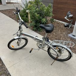  foldable bike. Easy to fold