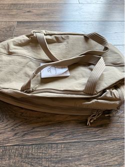Lululemon 3-in-1 Gym Duffle Bag Travel Gym Bag 30L Oak Color NWT
