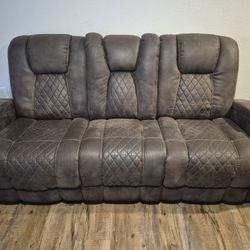 Sofa & Loveseat 