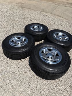 Tires and rims 265/75/16 6lug