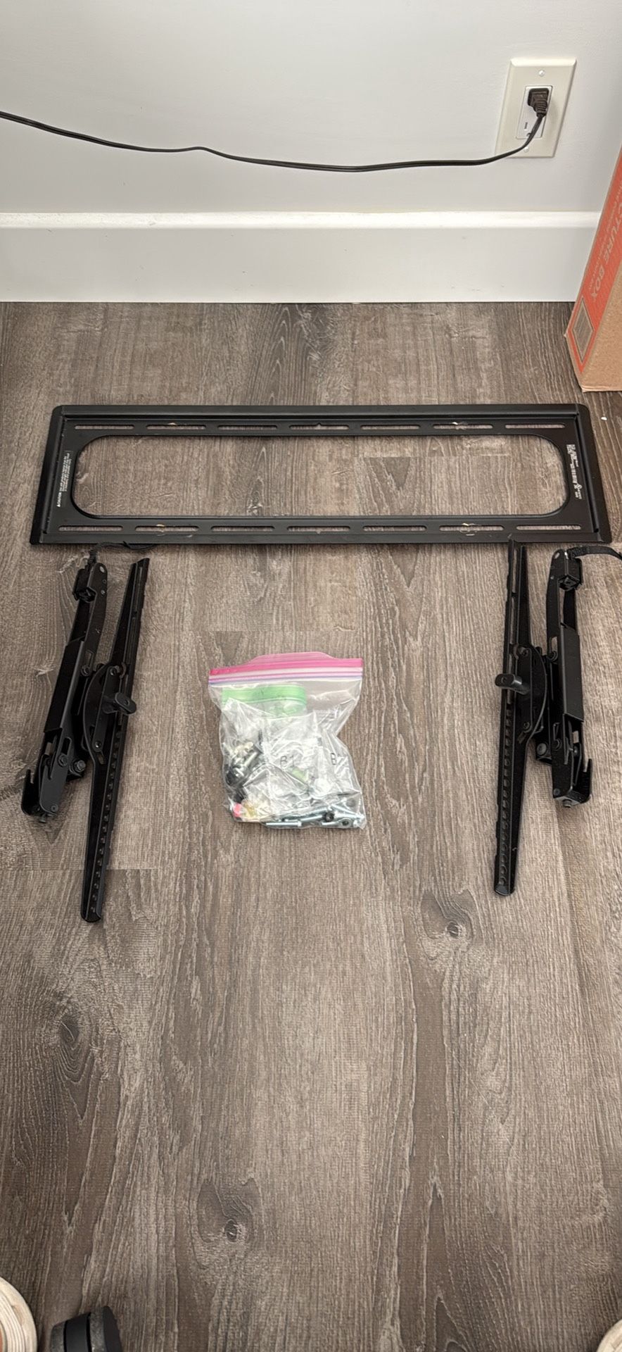 TV Adjustable Wall Mount
