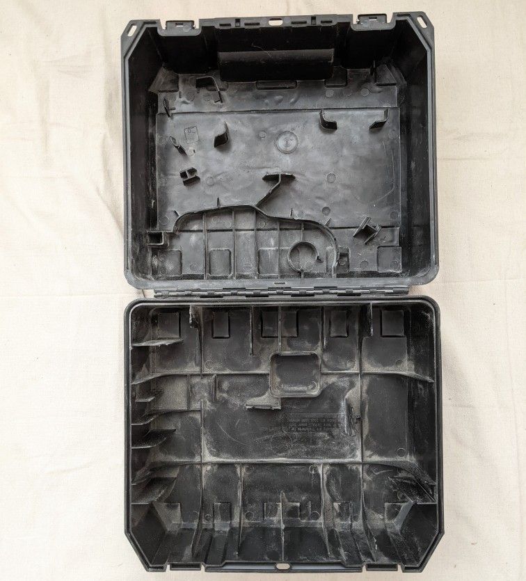 DeWalt DW433K Belt Sander Case - No Tools, Case Only

