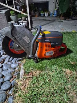 Husqvarna gas concrey saw usada