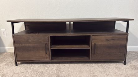 Tv console