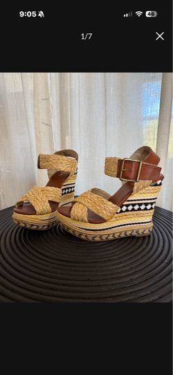 Size 6 women’s shoe wedge new