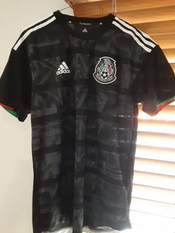 Authentic Mexico Players Version soccer jersey Small