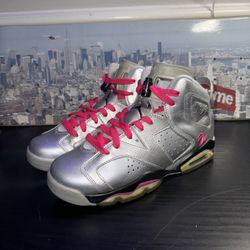 2014 Air Jordan 6 VI Retro VALENTINES DAY Kids Youth Size 5.5Y 543390-009 Silver