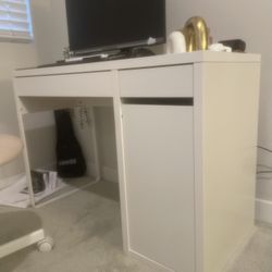 Computer Desk 
