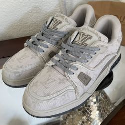 New Louis Vuitton Men’s Shoes.