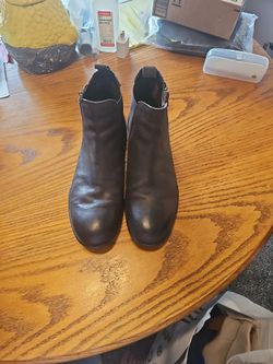 Vintage Foundry https://offerup.com/redirect/?o=Q28ubnlj