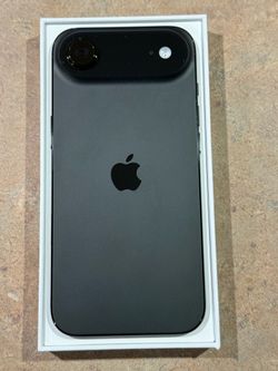 iPhone 17 air 256g.       ( last day )