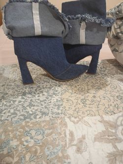 Women's denim boots