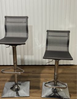 Set of 2 Adjustable Swivel Bar Stools