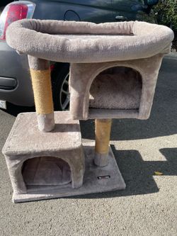 Feandrea Cat Tree, 33.1-Inch Cat Tower, Plush Condo for Large Cats up to 16 lb, Large Perch, 2 Caves, Scratching Post, Light Gray UPCT61W