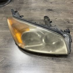 RAV4 Headlight 