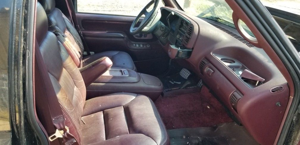 Tires, Bead Locks, Flow Master Mufflers 3" Exhaust, Parting Out 88- 98 Chevy Truck/SUV Parts And More