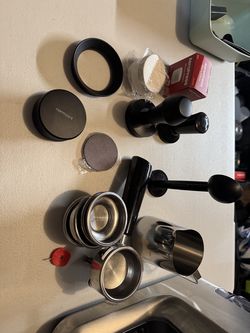 Casabrews Expresso Machine & accessories