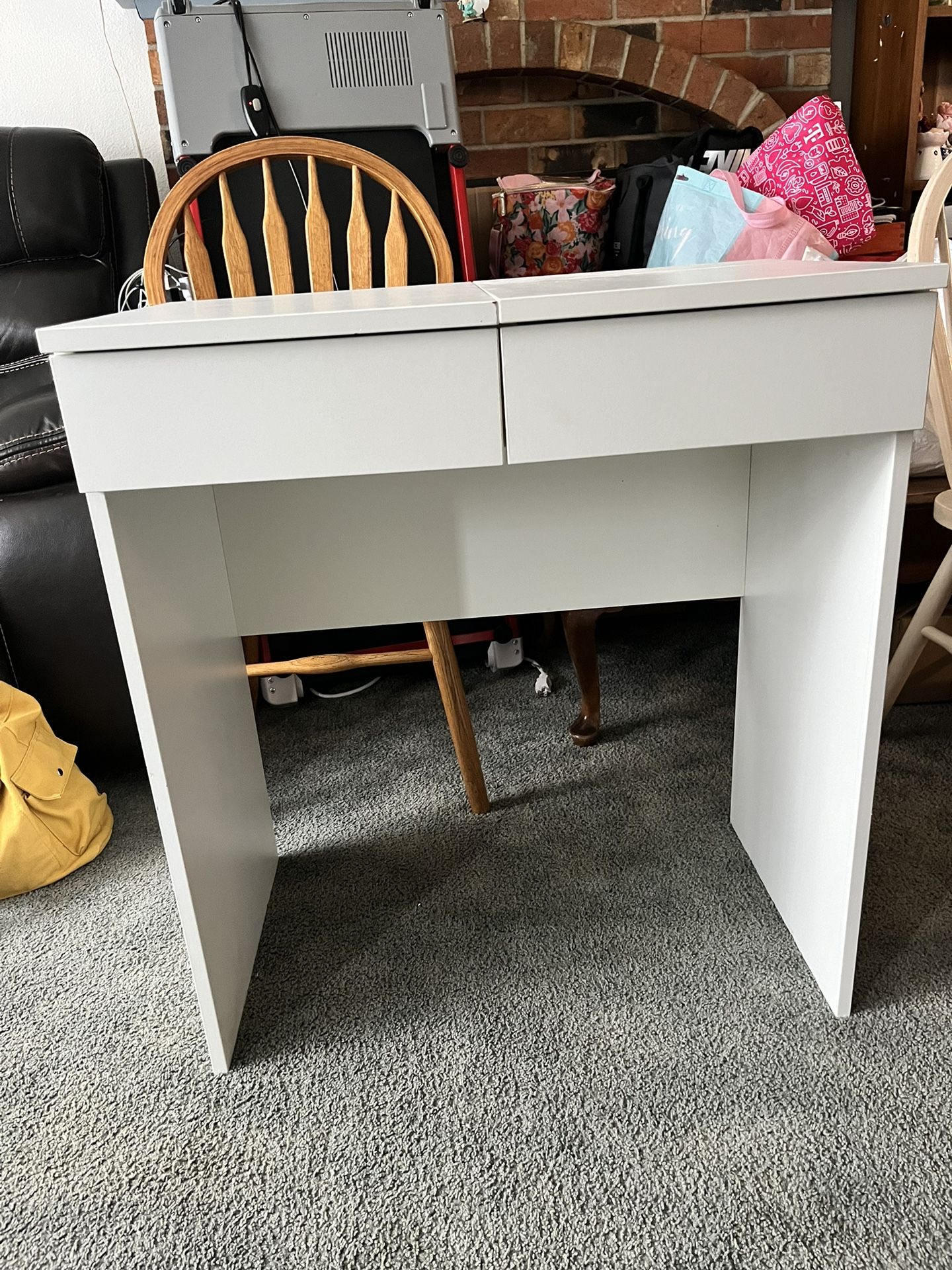 IKEA BRIMNES Vanity Table 