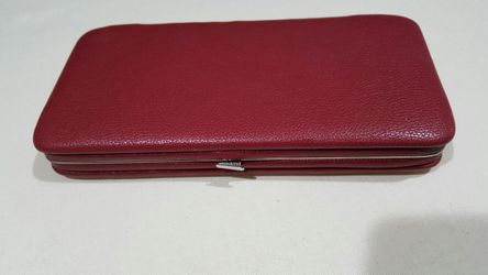 new woman's wallet