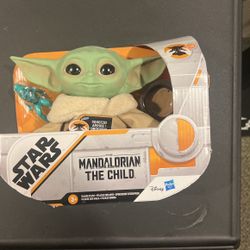 STAR WARS The Mandalorian The Child Talking Plush 