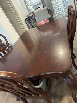 Dinning Table