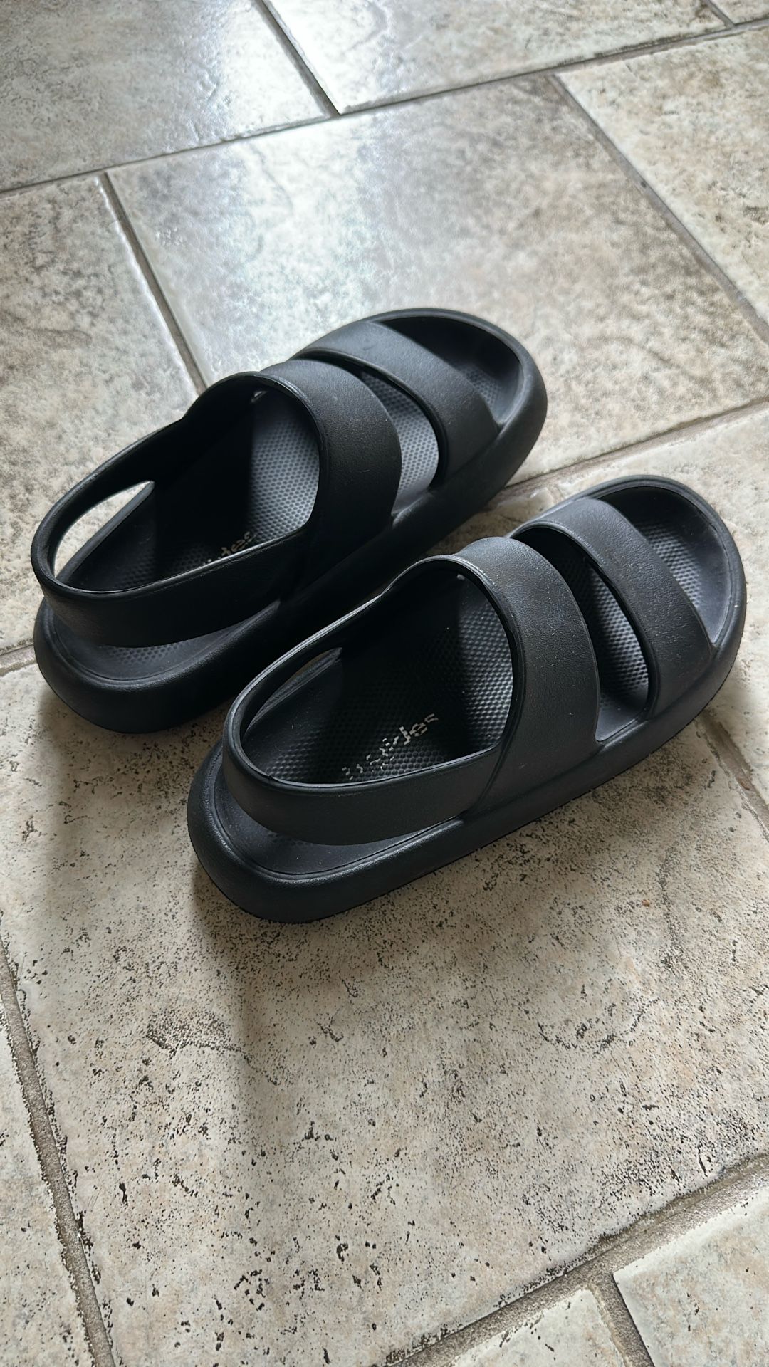Sandal
