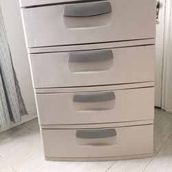 Sterilite 4 Drawer Dresser HEAVY DUTY