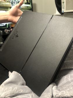 Two Year old Ps4 Pro for Sale in La Habra Heights, CA - OfferUp