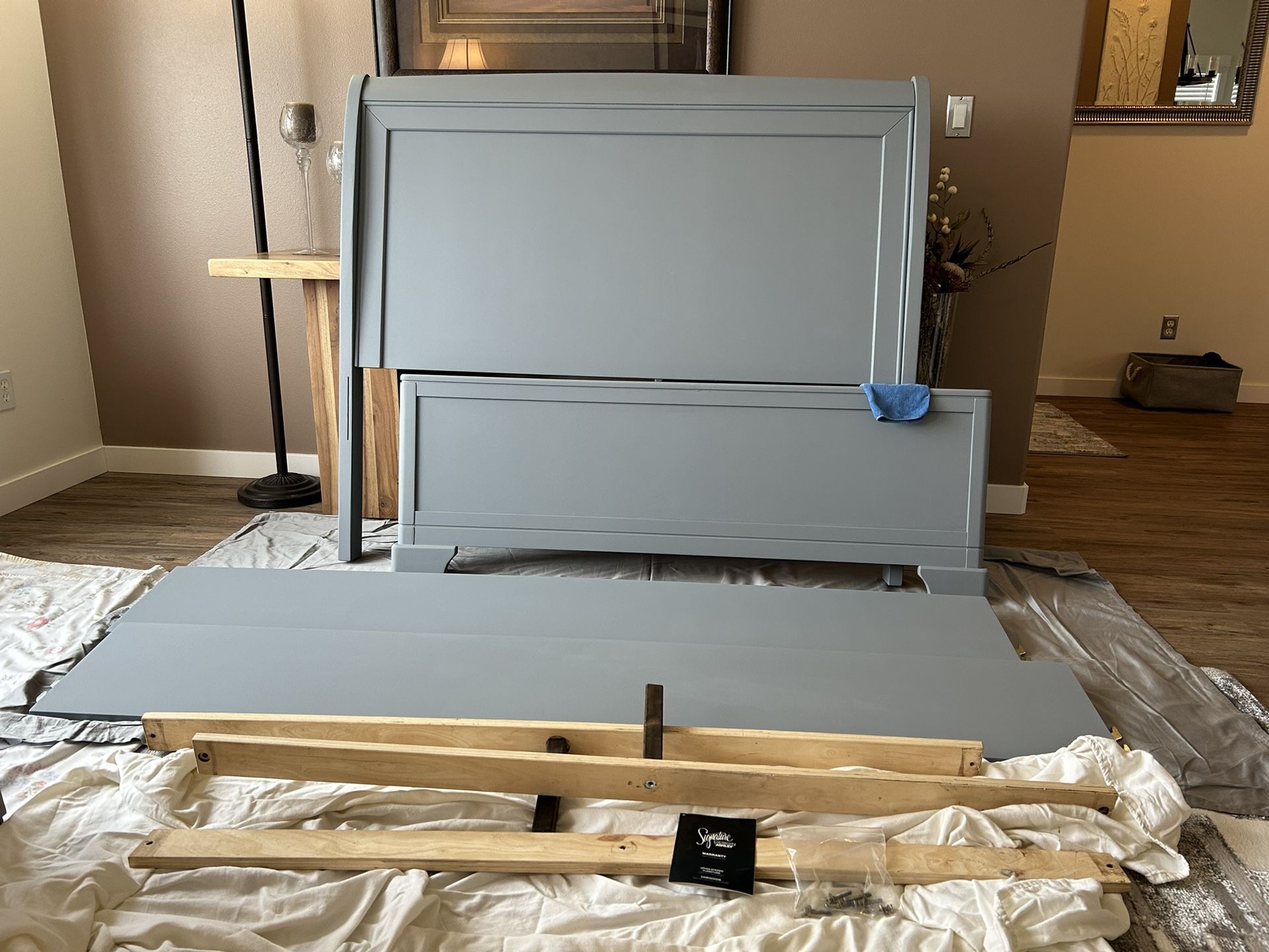 Full Size Bedframe