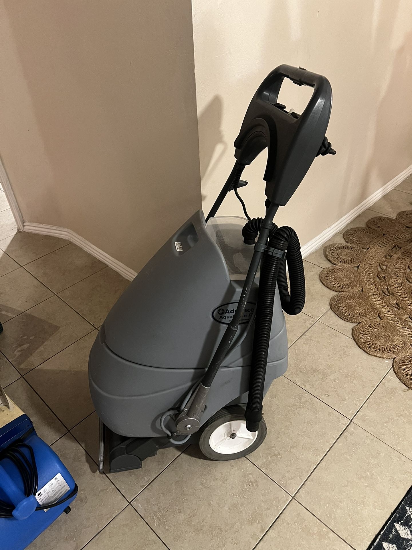 Advanced carpet Extractor
