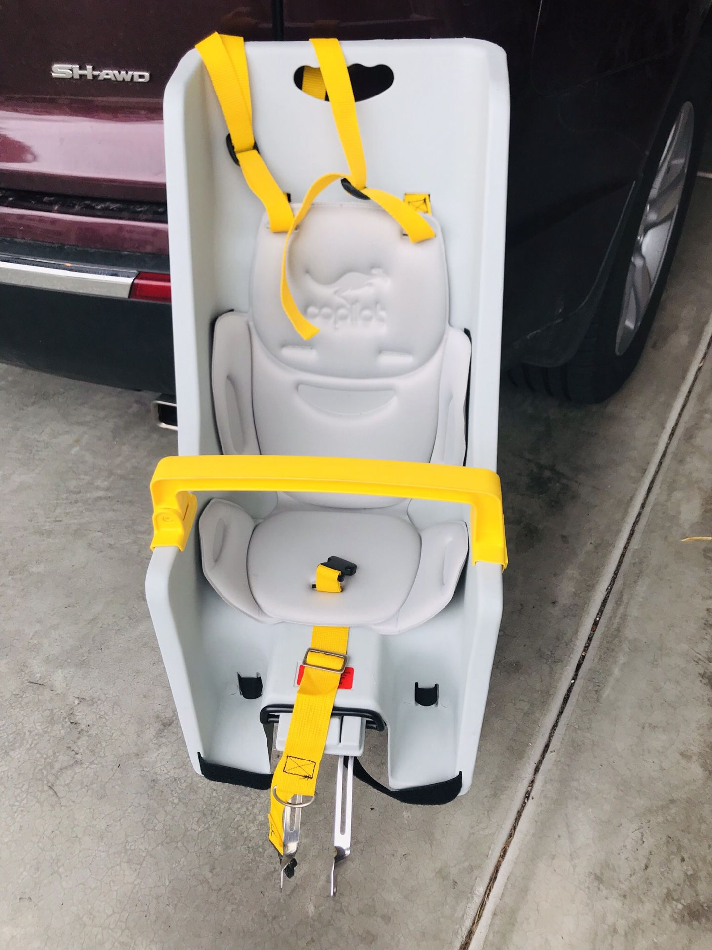 Baby toddler child copilot bike carrier
