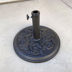 Brand New $25 Umbrella Base 18 Inches Round 18 lbs Patio Stand Outdoor Garden Market