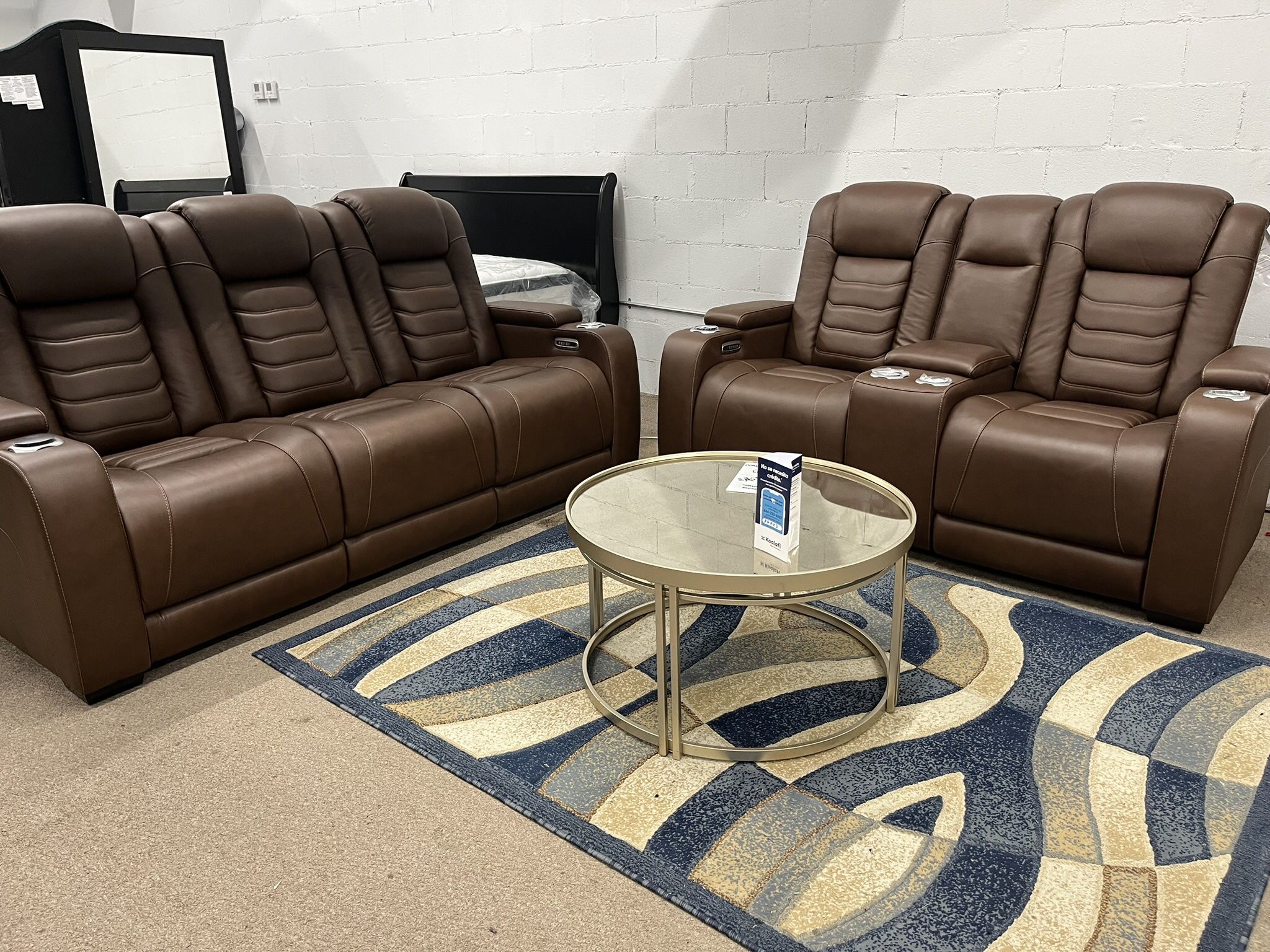 100% Leather Power Recliner Power Headrest Wireless Charger