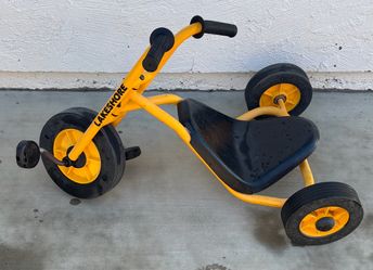 Kids tricycle