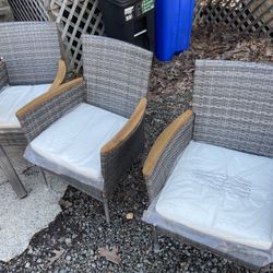 Outdoor Table And 3 Chairs Wicker (New)