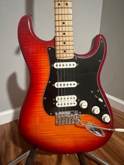 Fender Player Stratocaster HSS Aged Cherry Burst 