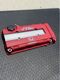 Acura Integra Valve cover