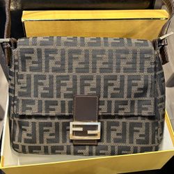 Purse Medium Size